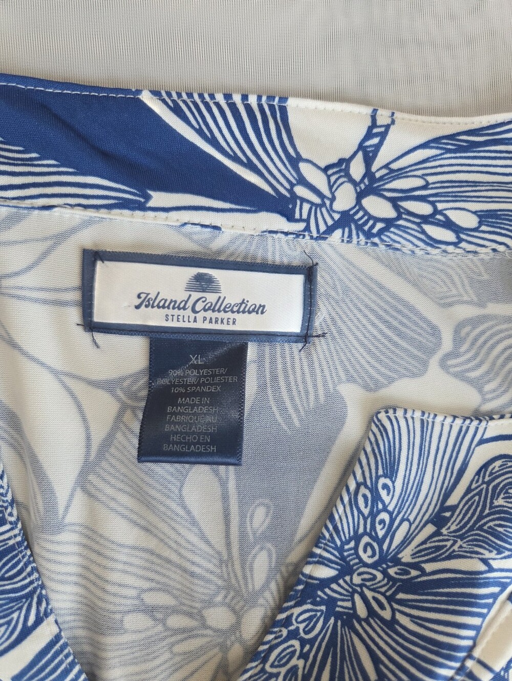 Island Collection Stella Parker Blue and White Floral Cover-Up Tunic - Picture 9 of 9
